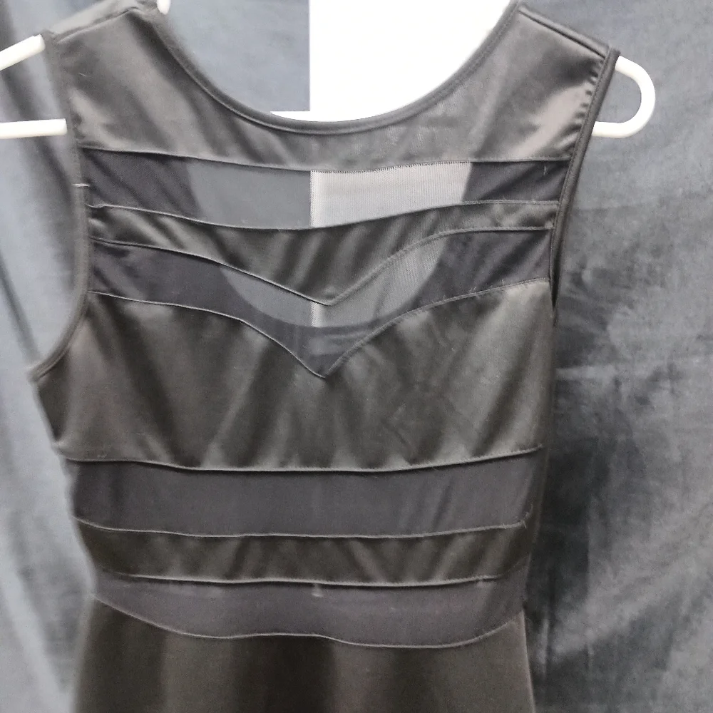 Zeagoo Black and Red Dress - Picture 3 of 8
